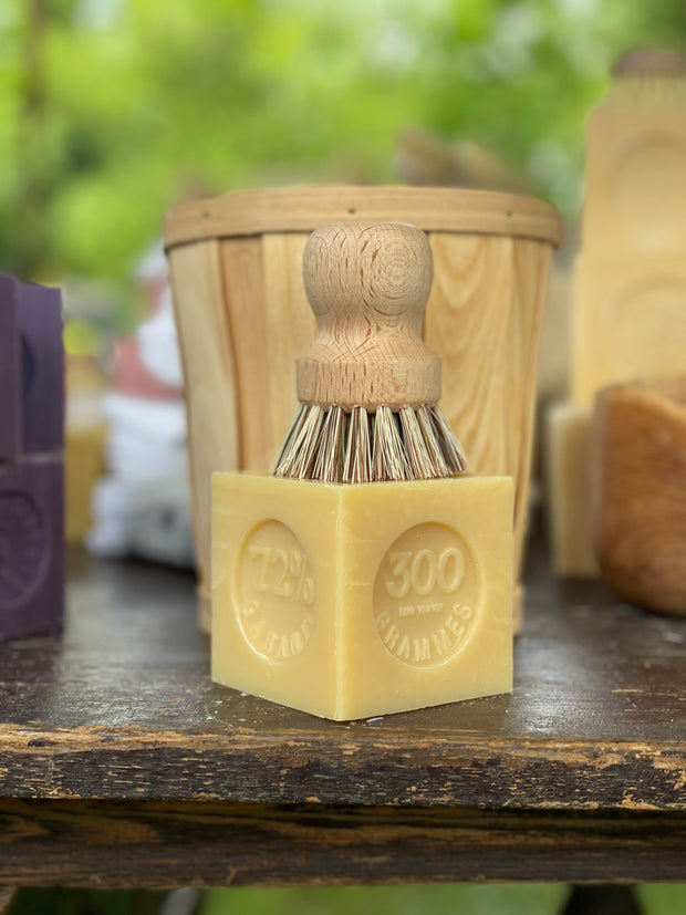 Savon de Marseille with Crushed Flowers - Honey