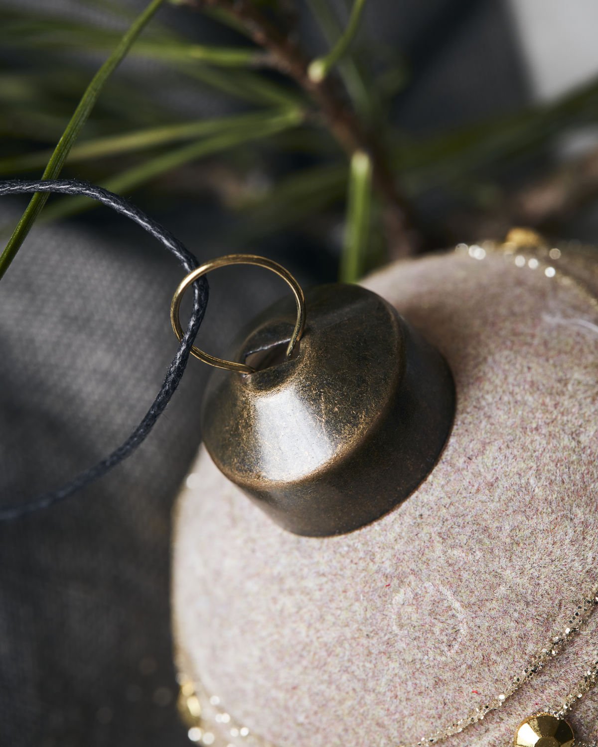 Small Sand Velour Ornament