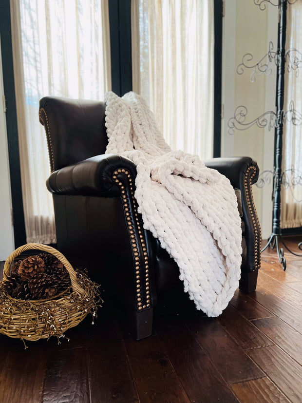 White Large Knit Blanket