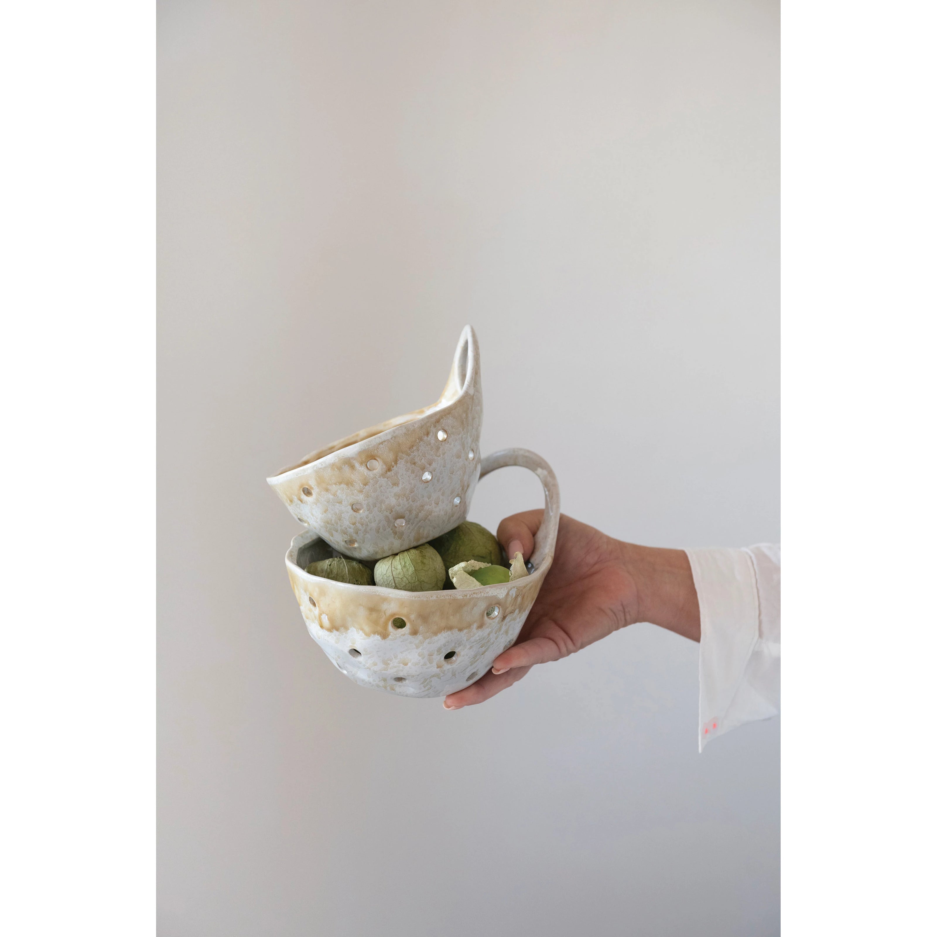 Stoneware Colanders with Handles, 2 sizes