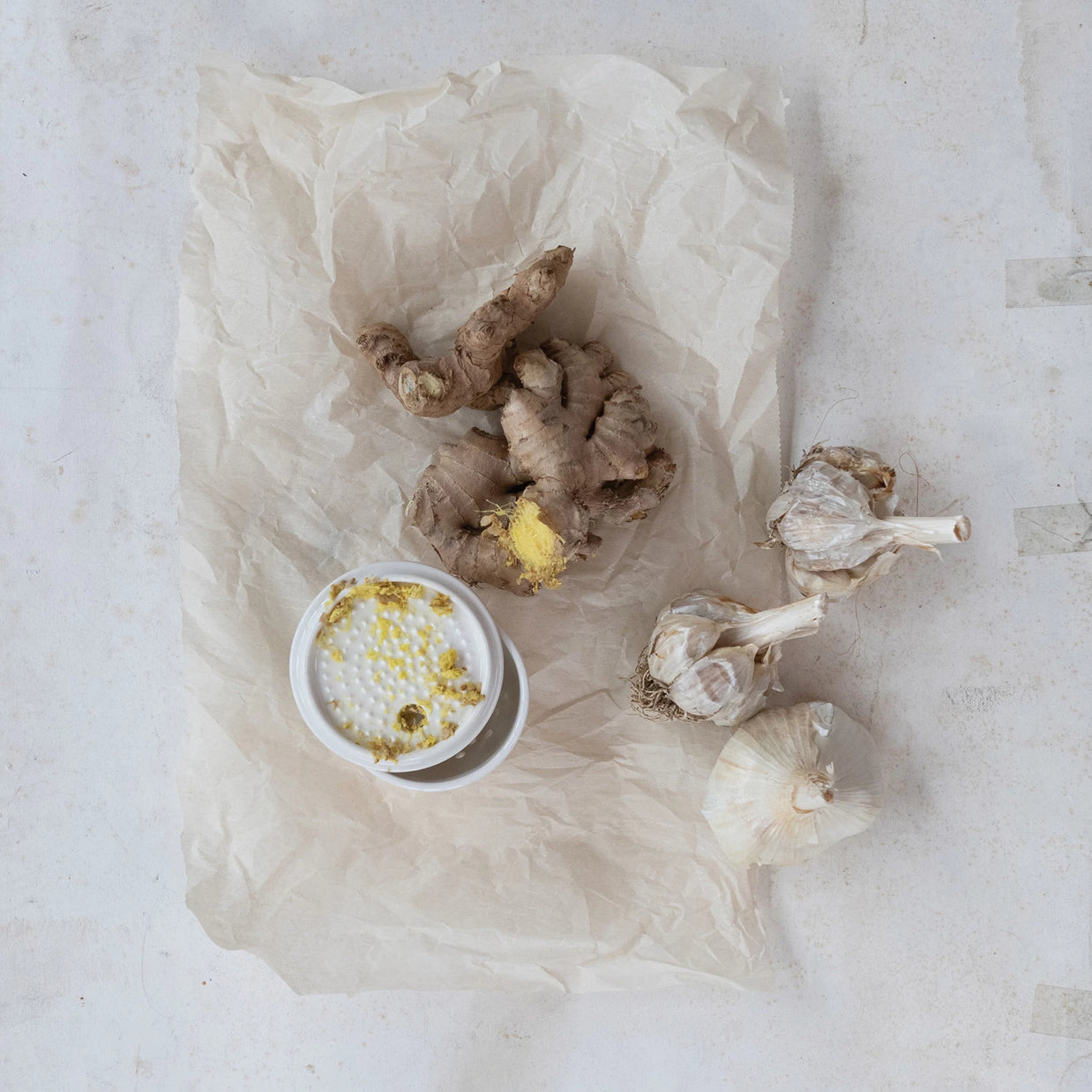 Stoneware Garlic/Ginger Grater and Storage